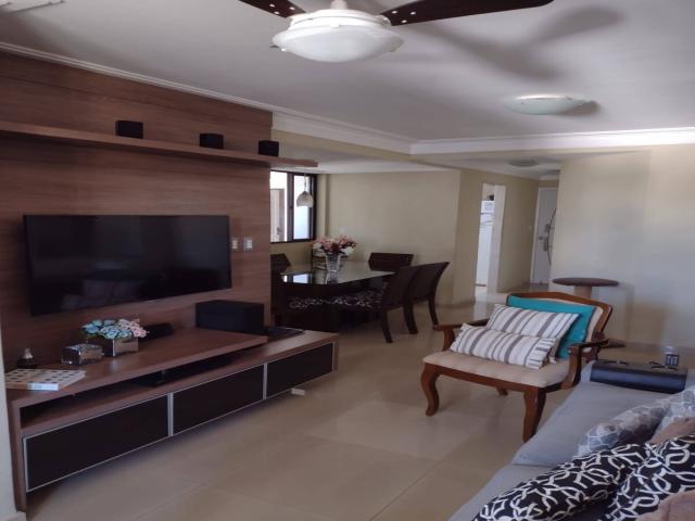 #1429 - Apartamento para Venda em Campos dos Goytacazes - RJ