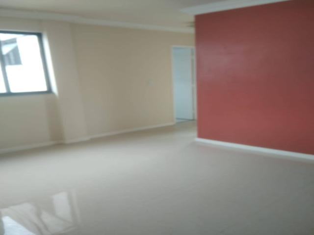 #1599 - Apartamento para Locação em Campos dos Goytacazes - RJ