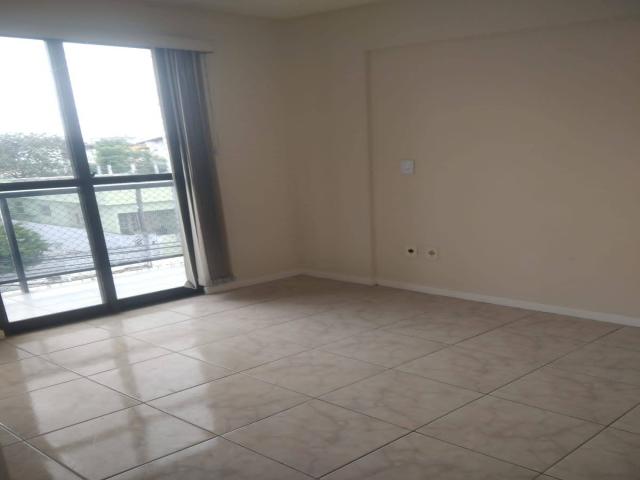 #1599 - Apartamento para Locação em Campos dos Goytacazes - RJ