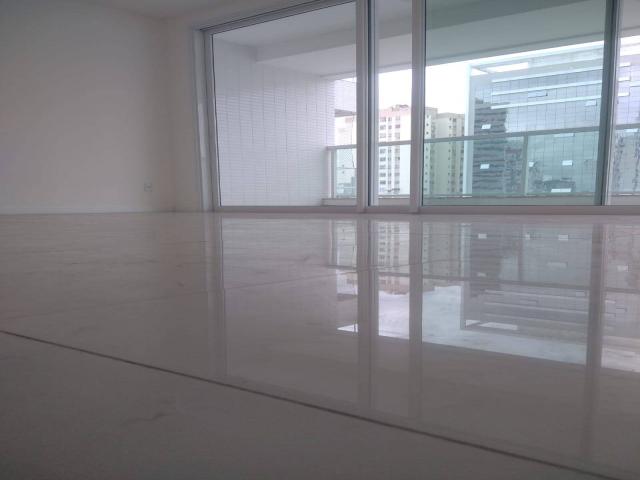 #1610 - Apartamento para Venda em Campos dos Goytacazes - RJ