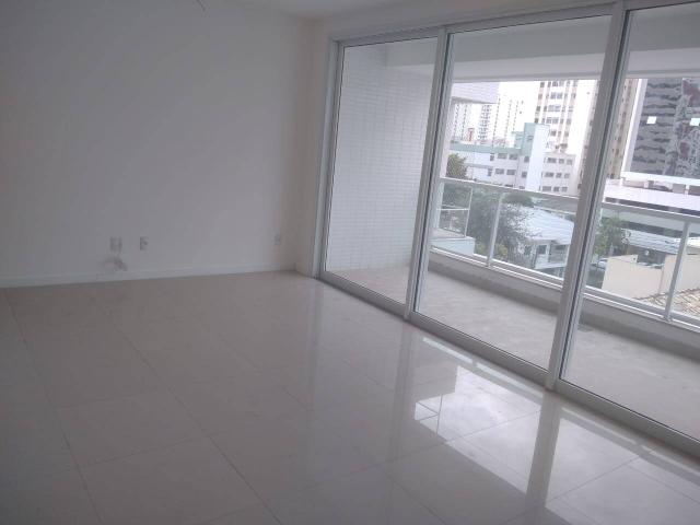 #1610 - Apartamento para Venda em Campos dos Goytacazes - RJ