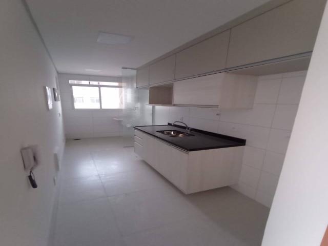 #1686 - Apartamento para Venda em Campos dos Goytacazes - RJ - 2