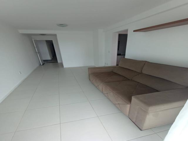 #1696 - Apartamento para Venda em Campos dos Goytacazes - RJ