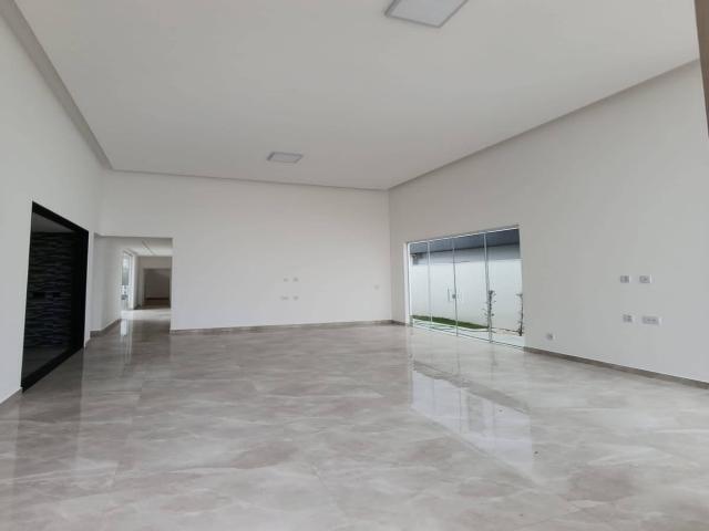 #1703 - Casa para Venda em Campos dos Goytacazes - RJ - 3
