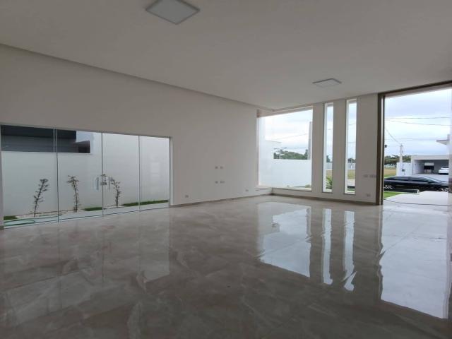 #1703 - Casa para Venda em Campos dos Goytacazes - RJ - 2